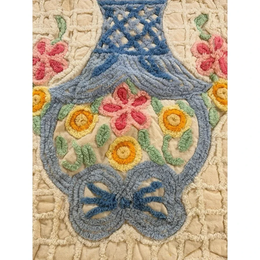 Vintage Chenille Flower Basket Small Throw Blanket 50x40